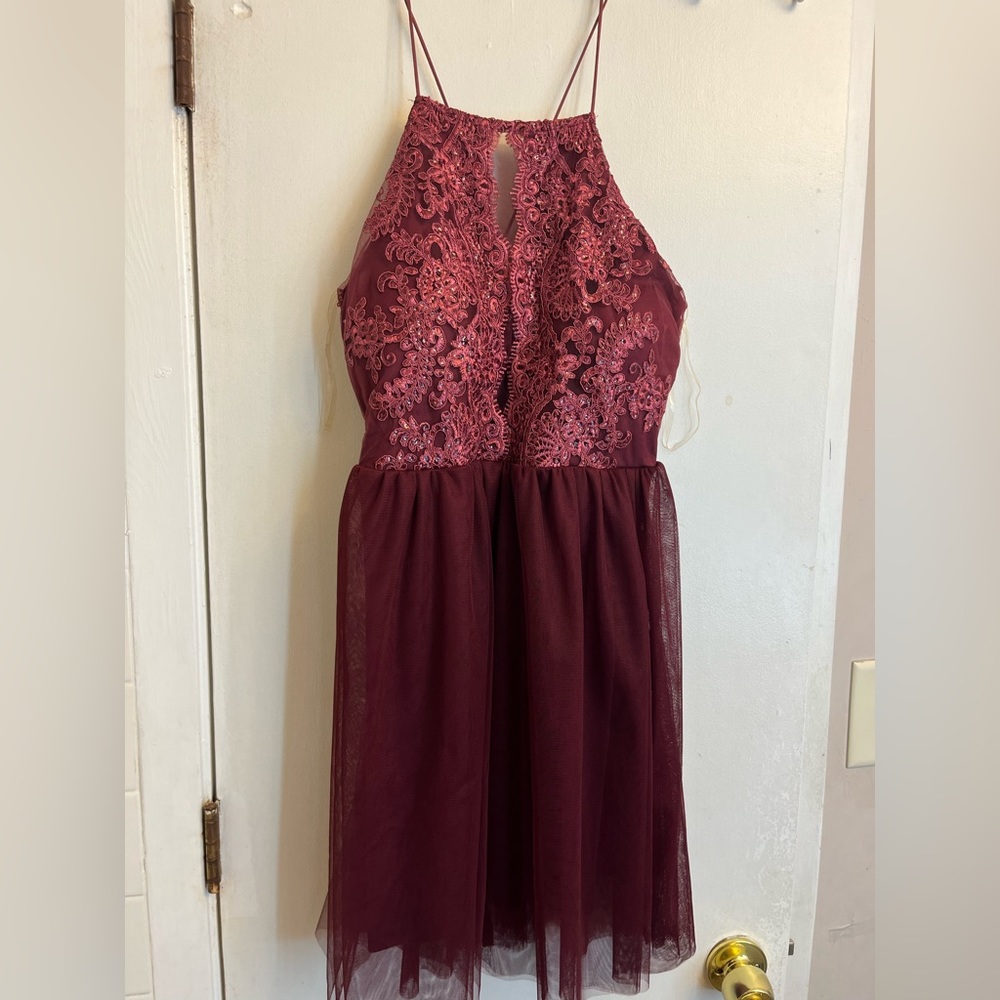 Dress - Picture 4 of 4